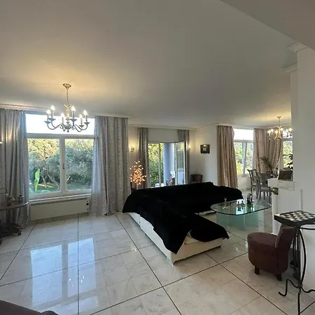 Serenade Luxury